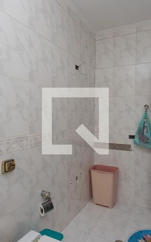 Casa à venda com 431m², 4 quartos e 8 vagas Casa à venda com 431m², 4 quartos e 8 vagasBanheiro do quarto 4 - suíte
