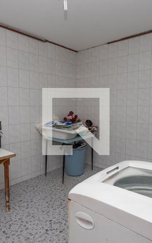 Casa à venda com 431m², 4 quartos e 8 vagas Casa à venda com 431m², 4 quartos e 8 vagasÁrea de serviço