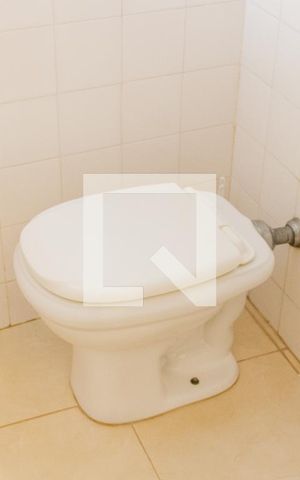Casa à venda com 248m², 3 quartos e 1 vaga Casa à venda com 248m², 3 quartos e 1 vagaBanheiro da Suíte