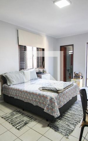 Casa à venda com 116m², 3 quartos e 3 vagasquarto 3