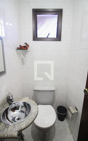 Casa à venda com 116m², 3 quartos e 3 vagaslavanda