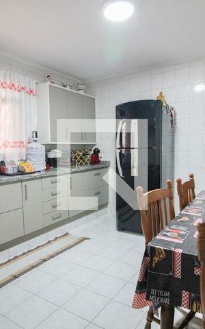 Casa à venda com 116m², 3 quartos e 3 vagascozinha