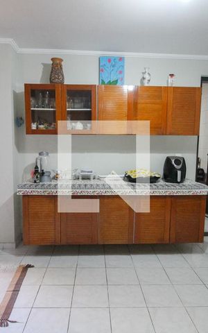 Casa à venda com 116m², 3 quartos e 3 vagasarea de serviço