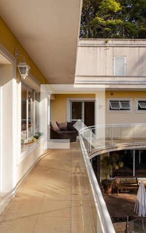 Casa para alugar com 858m², 6 quartos e 6 vagas Casa para alugar com 858m², 6 quartos e 6 vagasSacada
