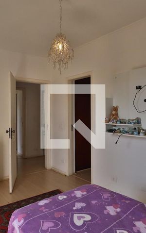 Casa à venda com 600m², 5 quartos e 2 vagasQuarto 2