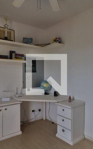 Casa à venda com 600m², 5 quartos e 2 vagasQuarto 3
