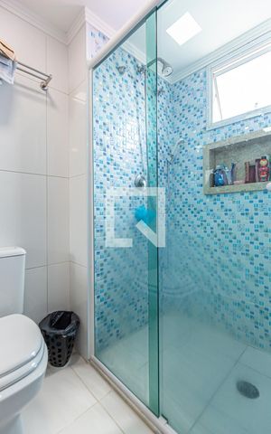 Apartamento à venda com 128m², 3 quartos e 3 vagas Apartamento à venda com 128m², 3 quartos e 3 vagasBanheiro da Suite 3