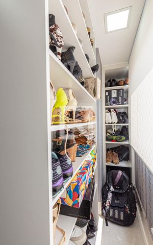 Apartamento à venda com 128m², 3 quartos e 3 vagas Apartamento à venda com 128m², 3 quartos e 3 vagasCloset da Suite 3