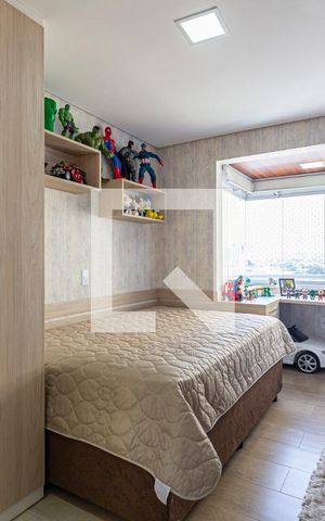 Apartamento à venda com 128m², 3 quartos e 3 vagas Apartamento à venda com 128m², 3 quartos e 3 vagasSuite 2