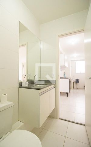 Apartamento à venda com 35m², 2 quartos e 1 vaga Apartamento à venda com 35m², 2 quartos e 1 vagaBanheiro