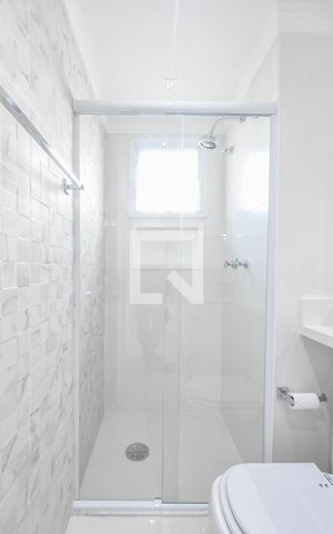 Apartamento para alugar com 60m², 2 quartos e 1 vagaBanheiro 02