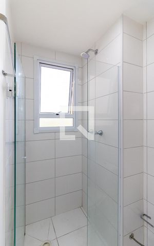 Apartamento à venda com 40m², 2 quartos e sem vaga Apartamento à venda com 40m², 2 quartos e sem vagaBanheiro
