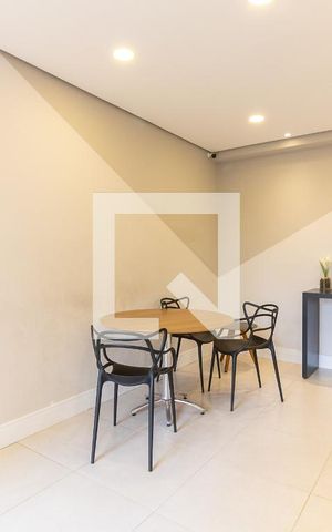 Apartamento à venda com 40m², 2 quartos e sem vaga Apartamento à venda com 40m², 2 quartos e sem vagaSala de Jogos