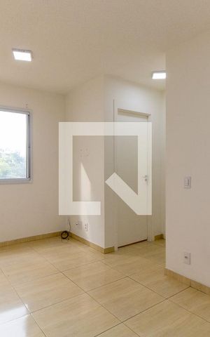 Apartamento à venda com 40m², 2 quartos e sem vaga Apartamento à venda com 40m², 2 quartos e sem vagaSala