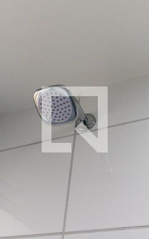 Apartamento à venda com 40m², 2 quartos e sem vaga Apartamento à venda com 40m², 2 quartos e sem vagaBanheiro