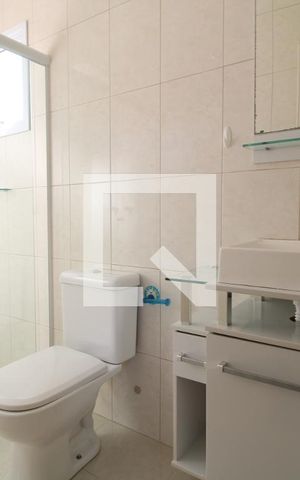Casa à venda com 170m², 3 quartos e 3 vagasBanheiro da suíte 1