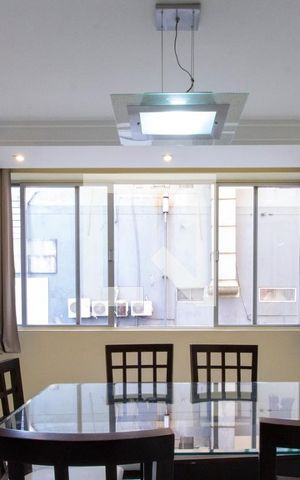 Apartamento para alugar com 80m², 2 quartos e 1 vagaSala de estar