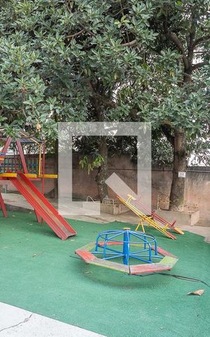 Apartamento para alugar com 40m², 2 quartos e 1 vaga Apartamento para alugar com 40m², 2 quartos e 1 vagaÁrea Comum - Playground