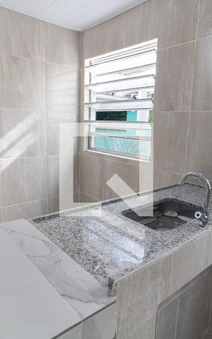 Casa à venda com 70m², 2 quartos e 1 vaga Casa à venda com 70m², 2 quartos e 1 vagaCozinha