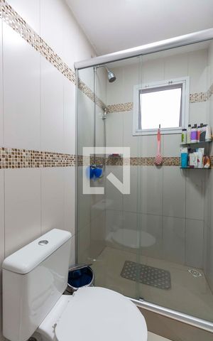 Casa de condomínio à venda com 100m², 3 quartos e 1 vaga Casa de condomínio à venda com 100m², 3 quartos e 1 vagaBanheiro
