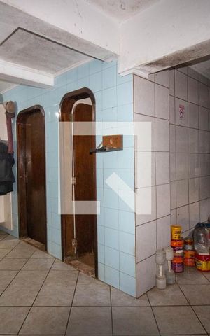 Casa à venda com 100m², 3 quartos e 2 vagas Casa à venda com 100m², 3 quartos e 2 vagasGaragem