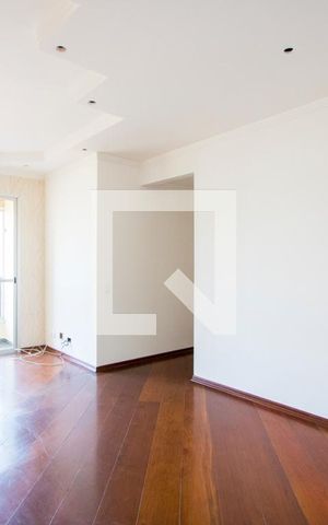 Apartamento à venda com 87m², 3 quartos e 1 vaga Apartamento à venda com 87m², 3 quartos e 1 vagaSala