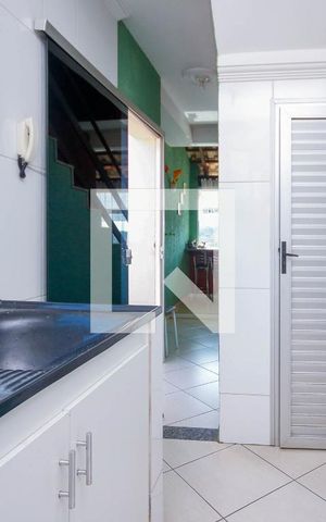 Casa para alugar com 360m², 2 quartos e 3 vagas Casa para alugar com 360m², 2 quartos e 3 vagasÁrea de Serviço