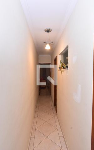 Casa à venda com 151m², 3 quartos e 2 vagasCorredor