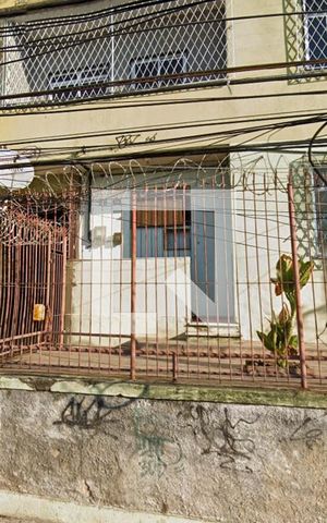 Casa de condomínio à venda com 115m², 5 quartos e 1 vaga Casa de condomínio à venda com 115m², 5 quartos e 1 vagaFachada