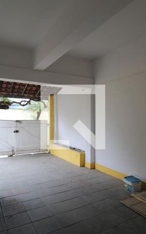 Casa à venda com 200m², 3 quartos e 1 vagaGaragem