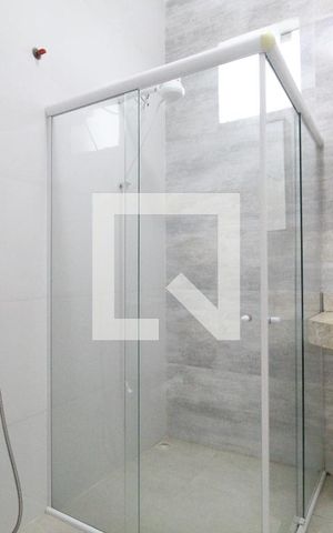 Casa à venda com 200m², 3 quartos e 1 vagaBanheiro