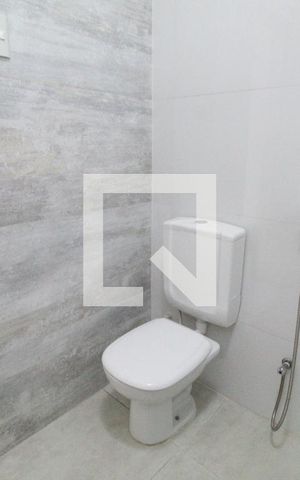 Casa à venda com 200m², 3 quartos e 1 vagaBanheiro