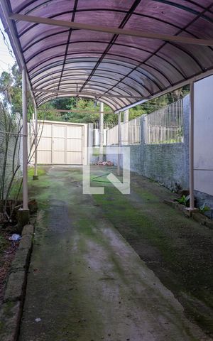Casa à venda com 70m², 2 quartos e 3 vagas Casa à venda com 70m², 2 quartos e 3 vagasVaranda