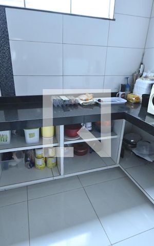 Casa à venda com 80m², 3 quartos e 2 vagasCozinha