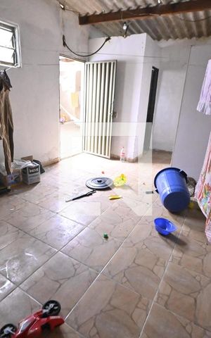 Casa à venda com 80m², 3 quartos e 2 vagasGaragem