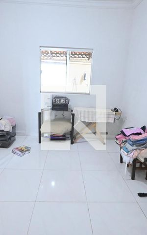 Casa à venda com 80m², 3 quartos e 2 vagasQuarto 3