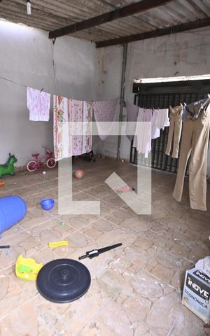 Casa à venda com 80m², 3 quartos e 2 vagasGaragem