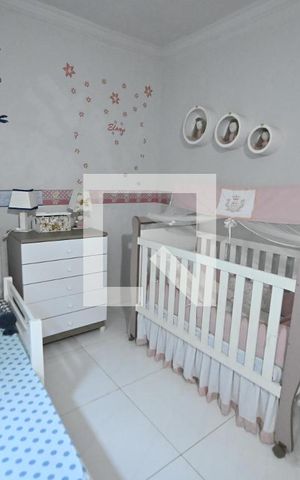 Casa à venda com 80m², 3 quartos e 2 vagasQuarto 2
