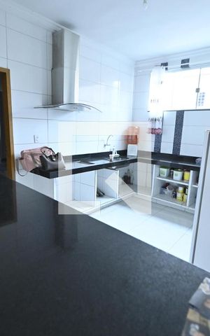 Casa à venda com 80m², 3 quartos e 2 vagasCozinha