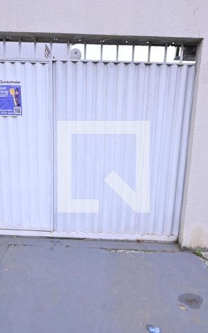 Casa à venda com 80m², 3 quartos e 2 vagasFachada