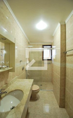Apartamento à venda com 167m², 3 quartos e 1 vagaBanheiro da Suíte