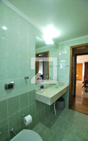 Apartamento à venda com 167m², 3 quartos e 1 vagaBanheiro