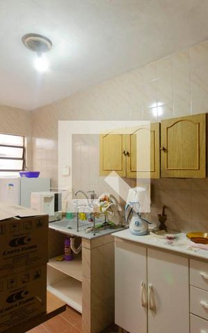 Casa à venda com 209m², 3 quartos e 1 vaga Casa à venda com 209m², 3 quartos e 1 vagaEdícula