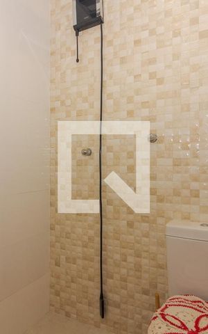 Apartamento à venda com 128m², 4 quartos e sem vaga Apartamento à venda com 128m², 4 quartos e sem vagaBanheiro 2