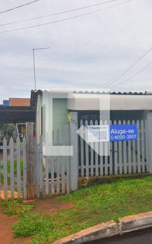 Casa à venda com 300m², 2 quartos e 4 vagasFachada