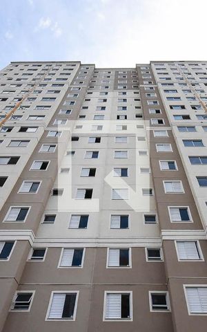 Apartamento para alugar com 43m², 2 quartos e sem vaga Apartamento para alugar com 43m², 2 quartos e sem vagaFachada