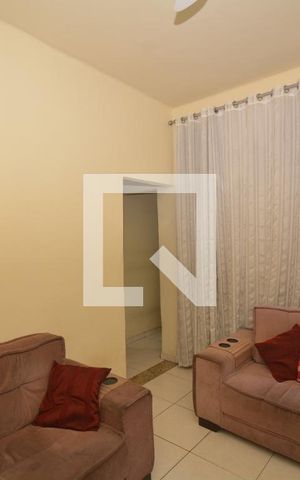 Casa à venda com 220m², 3 quartos e 1 vagaSala