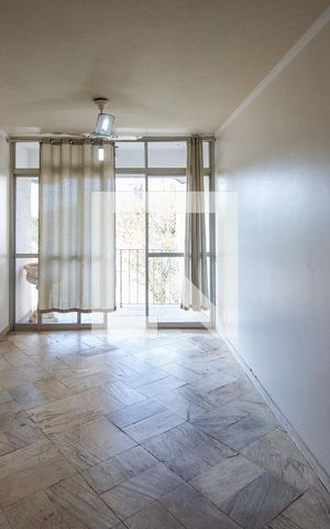 Apartamento para alugar com 100m², 4 quartos e 2 vagas Apartamento para alugar com 100m², 4 quartos e 2 vagasSala