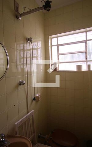 Casa à venda com 164m², 3 quartos e 4 vagasBanheiro