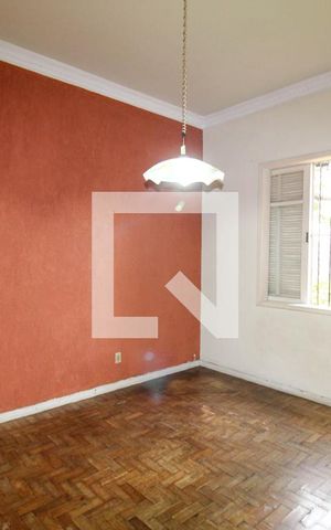 Casa à venda com 350m², 3 quartos e 4 vagas Casa à venda com 350m², 3 quartos e 4 vagasQuarto 1